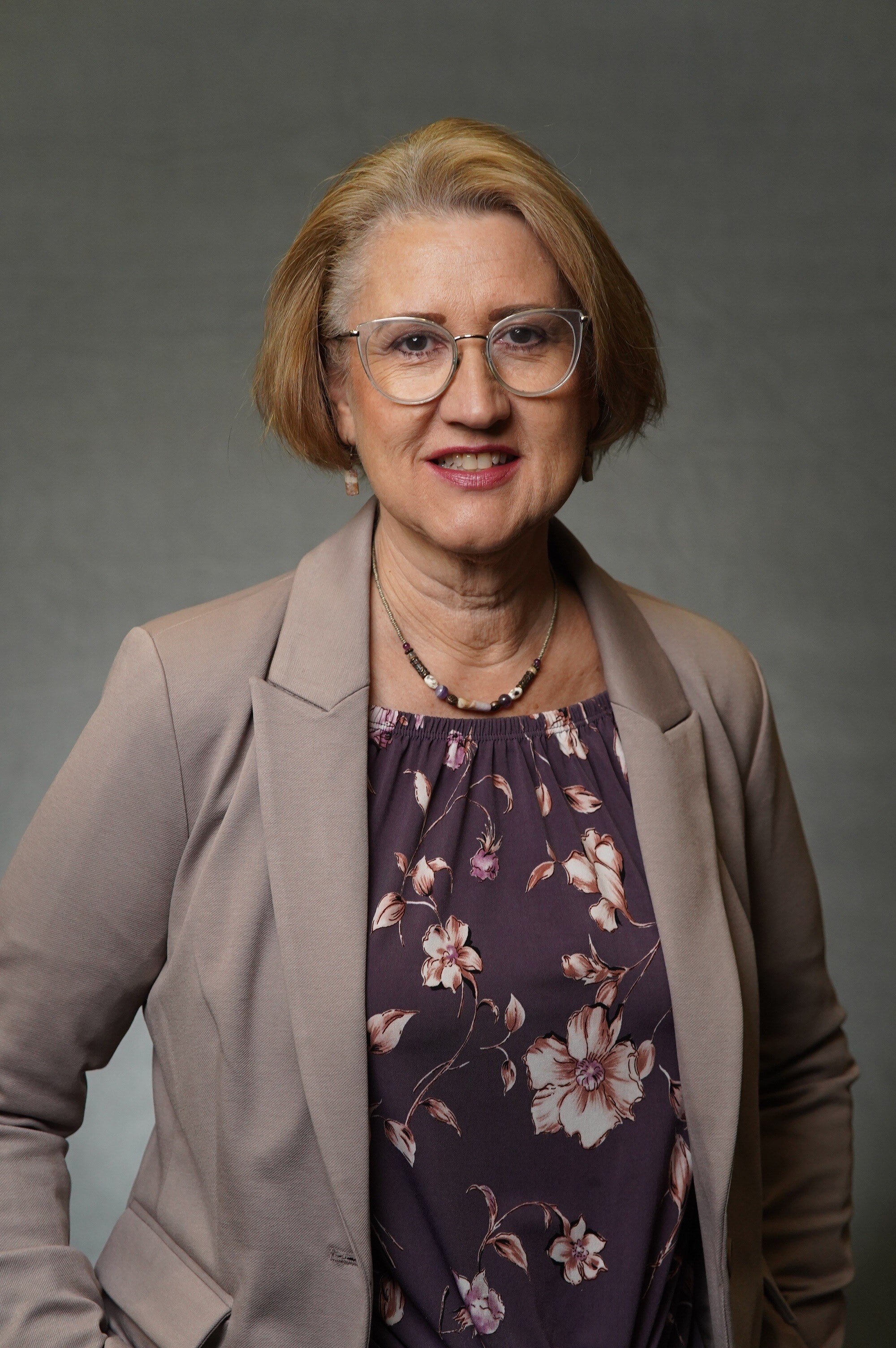 Karen Carlson